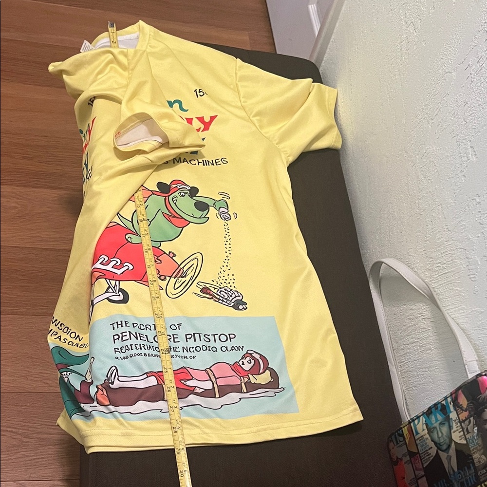#1290**Unisex Yellow Graphic T-Shirt with Cartoon Print - Picture 7 of 11